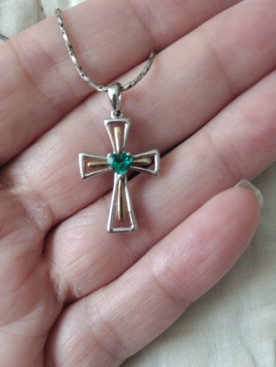 Jewelry - Sterling Silver Emerald Heart Cross Necklace